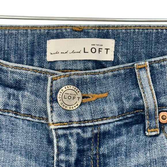 Ann Taylor Loft Womens Distressed Denim Shorts Size 24/00 Raw Hem Casual Summer - Picture 3 of 13